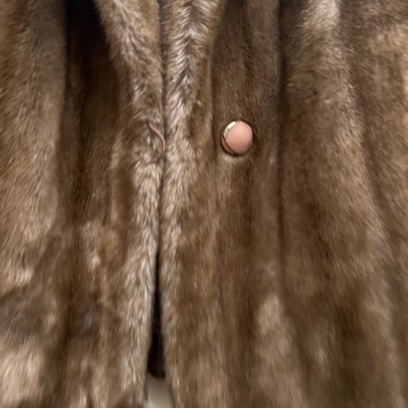 Elegant Brown Faux Fur Coat vintage - Picture 2 of 3
